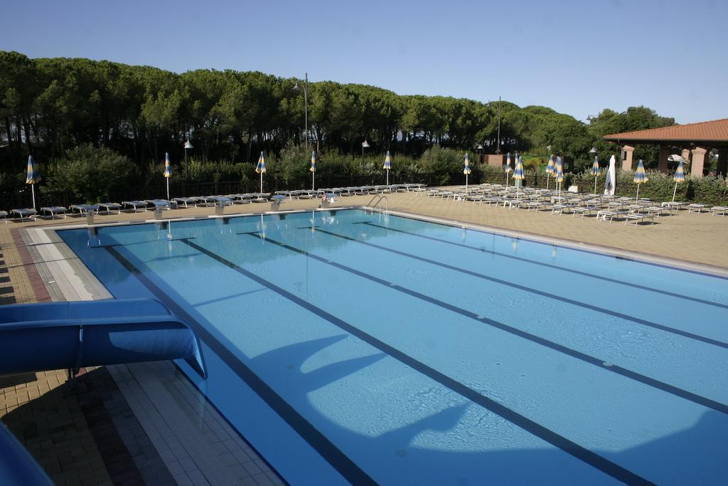 Villaggio Il Girasole Follonica Exterior foto