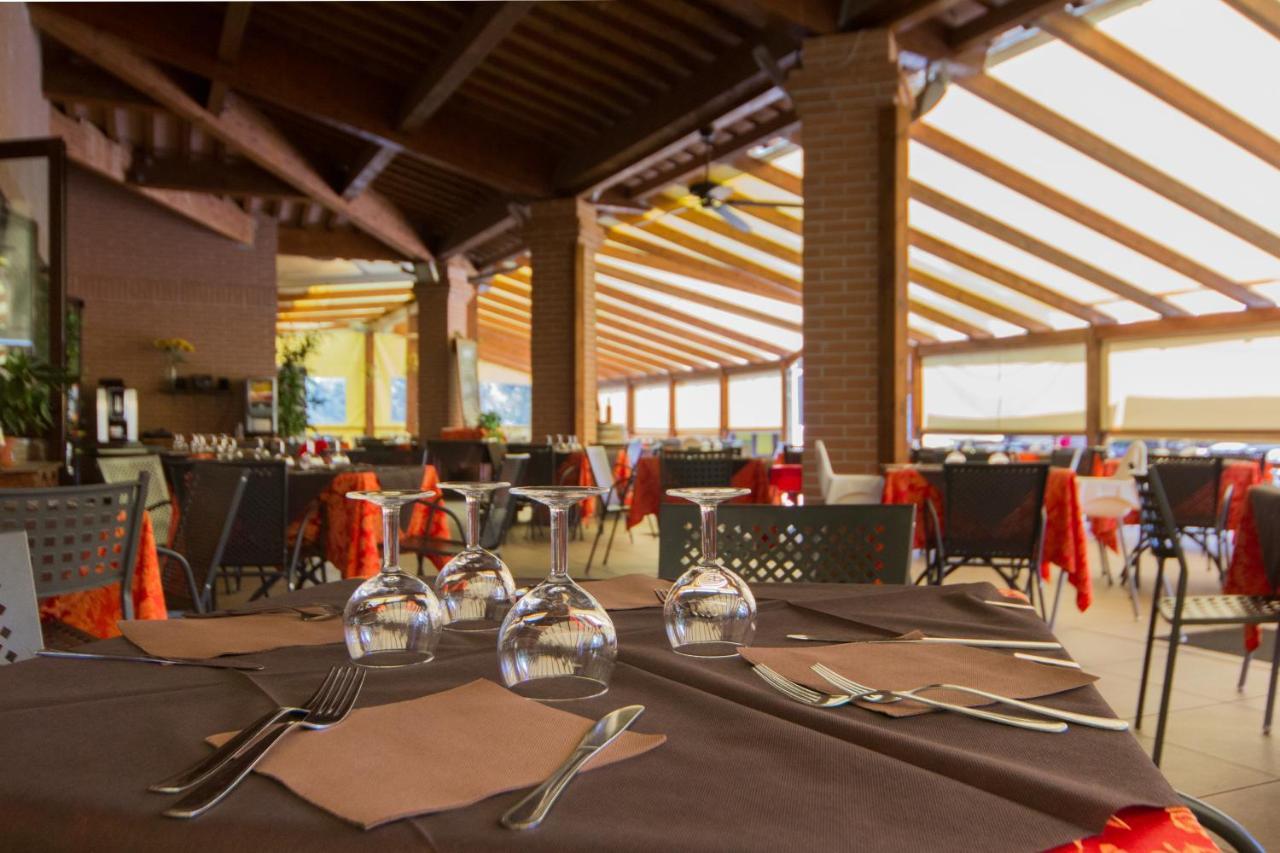 Villaggio Il Girasole Follonica Exterior foto